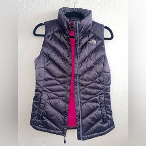 The North Face 550 Puffer Vest
